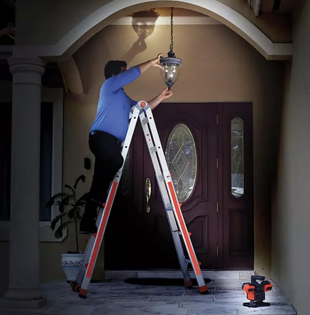 2000 Lumens Rechargeable LED Work Light and Spotlight, 4 Adjustable Lamps.