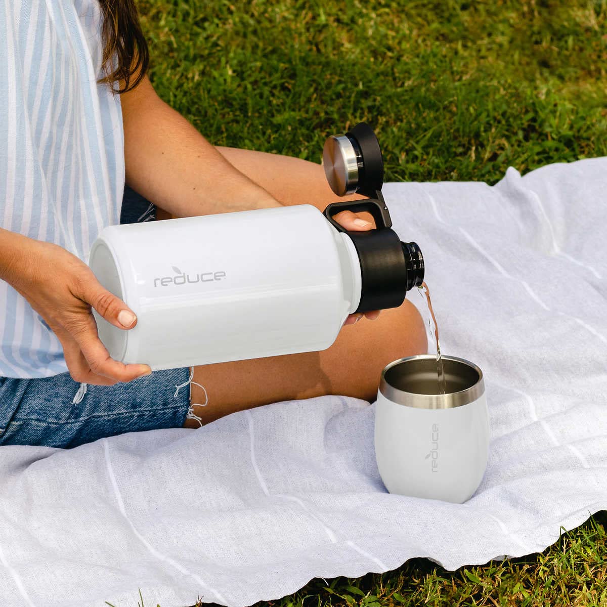 REDUCE Dual-Wall Vacuum Insulated Dishwasher Safe Growler, 64 oz