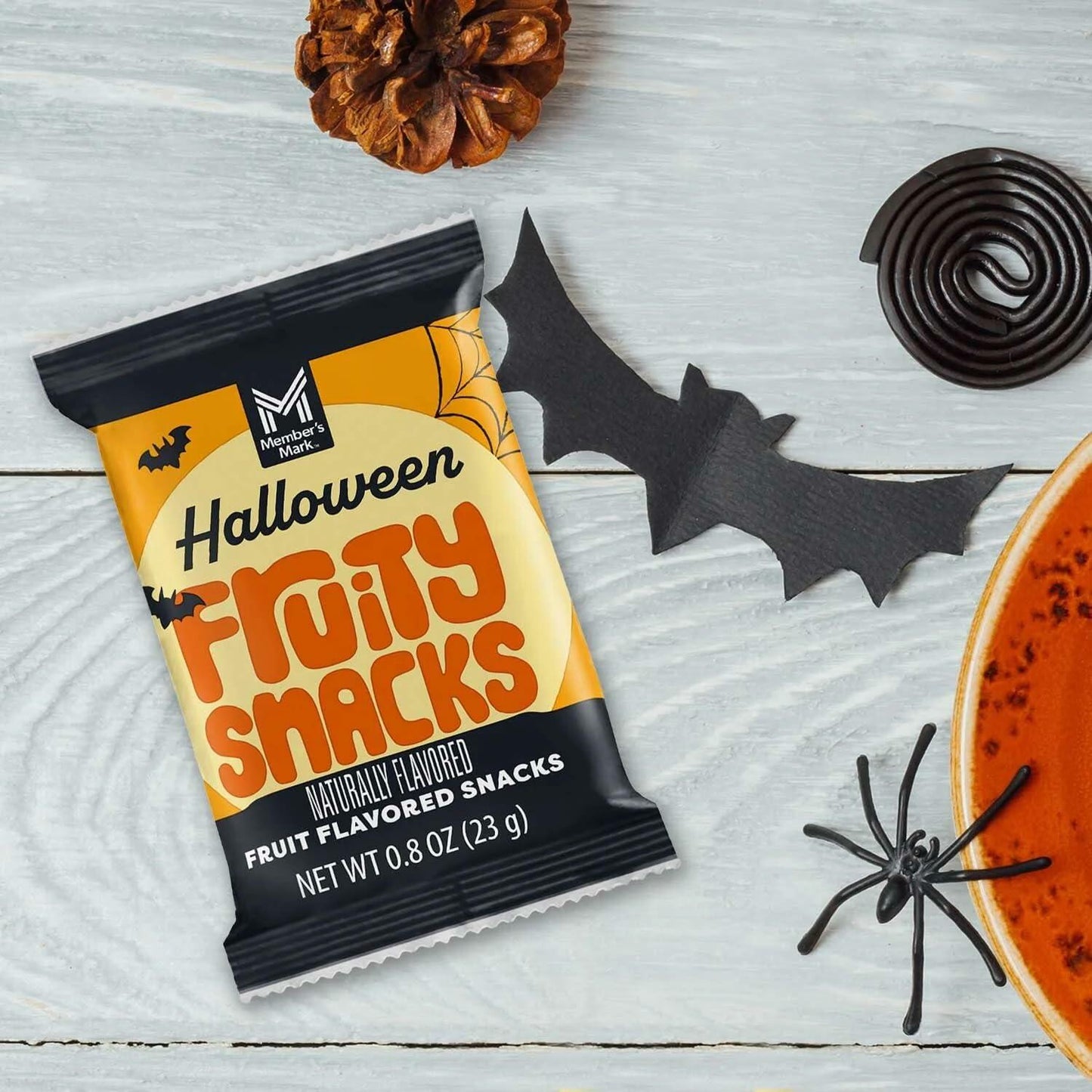 Member's Mark Halloween Fruity Snacks Variety Pack, 0.8 oz., 100 ct.