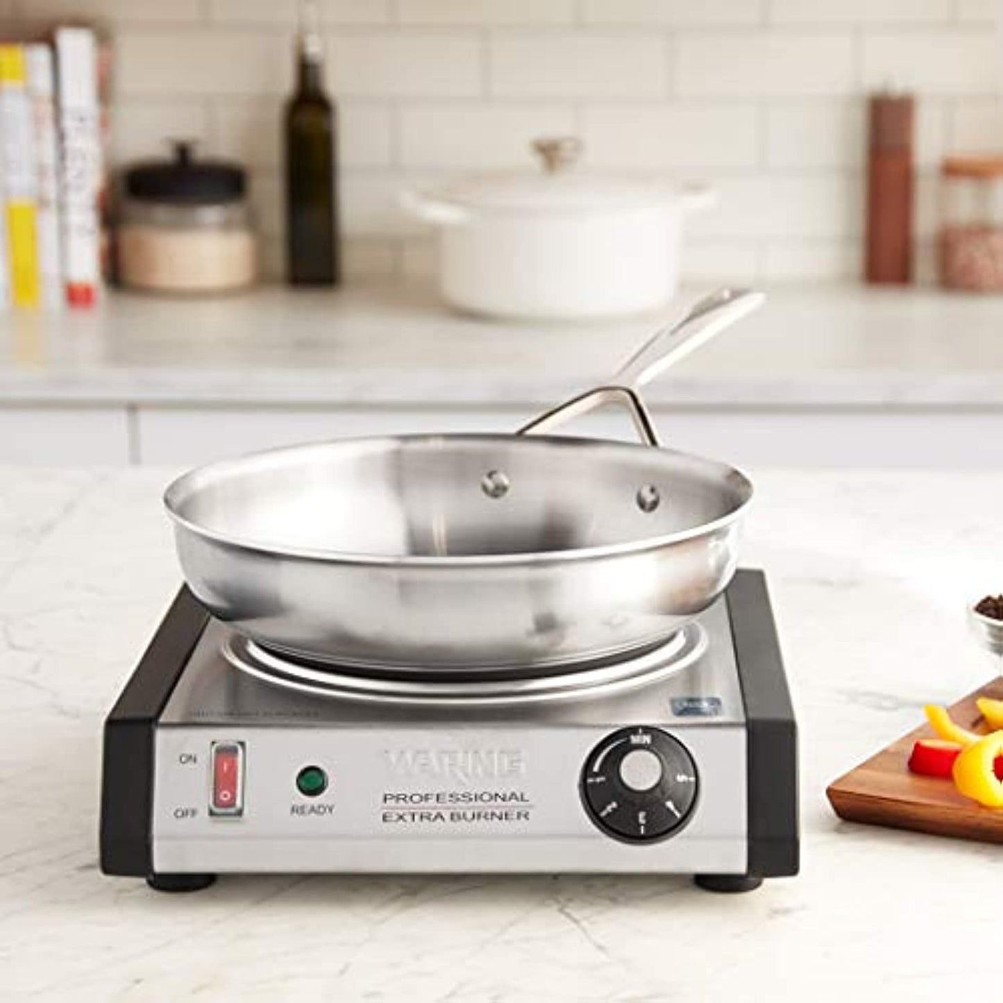 Waring Commercial WEB300 Single Cast Iron Burner, 1300W, 120V, 5-15 Phase Plug,Silver