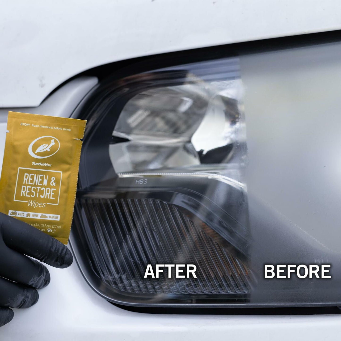 Turtle Wax 54349 Renew and Restore Wipes, Car Paint Scratch Removal, Works on Water Spots, Headlight Oxidation, Glass, Metal and More, Pack of 8 Wipes