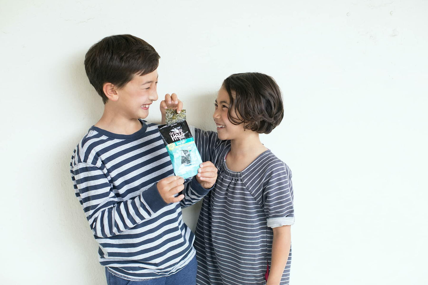 Ocean's Halo Trayless Seaweed Snacks (Sea Salt) 1 case of 20 Units - No Plastic Tray