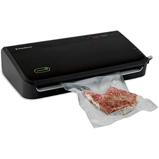 FoodSaver Vacuum Sealer Machine with Automatic Bag Detection, Sealer Bags and Roll, and Handheld Vacuum Sealer for Airtight Food Storage and Sous Vide, Silver