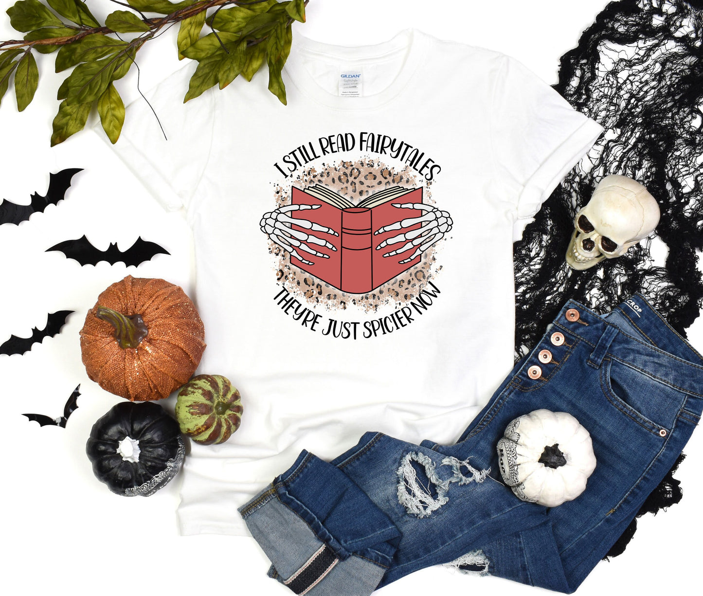 I still read Fairytales they're just spicier now Halloween T-Shirt, Comfort Halloween Tee, Skeleton Book Shirt, Retro Halloween Gift