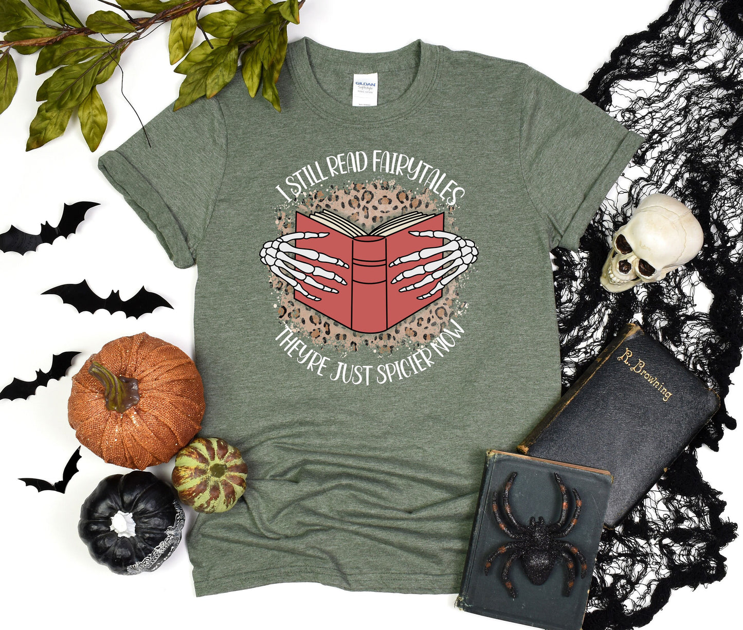 I still read Fairytales they're just spicier now Halloween T-Shirt, Comfort Halloween Tee, Skeleton Book Shirt, Retro Halloween Gift