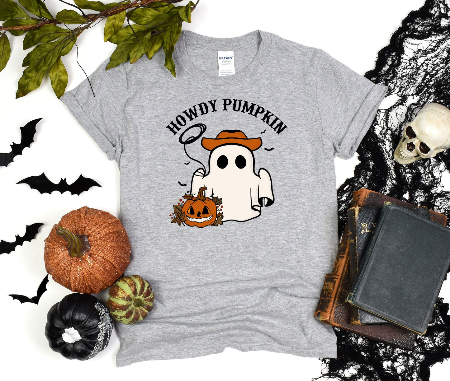 Howdy Pumpkin Country Shirt, Cowboy Ghost Tshirt, Western Halloween Shirt, Cute Spooky Shirt, Cowgirl Halloween, Halloween pumpkin Tee
