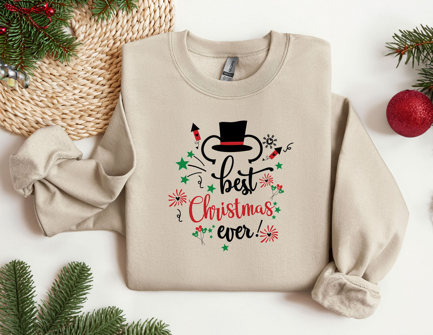 Christmas Disney Sweatshirt, Trendy Sweatshirt, Disneyland Sweatshirt, Oversized Sweatshirt, Christmas Sweatshirt, Christmas Gift
